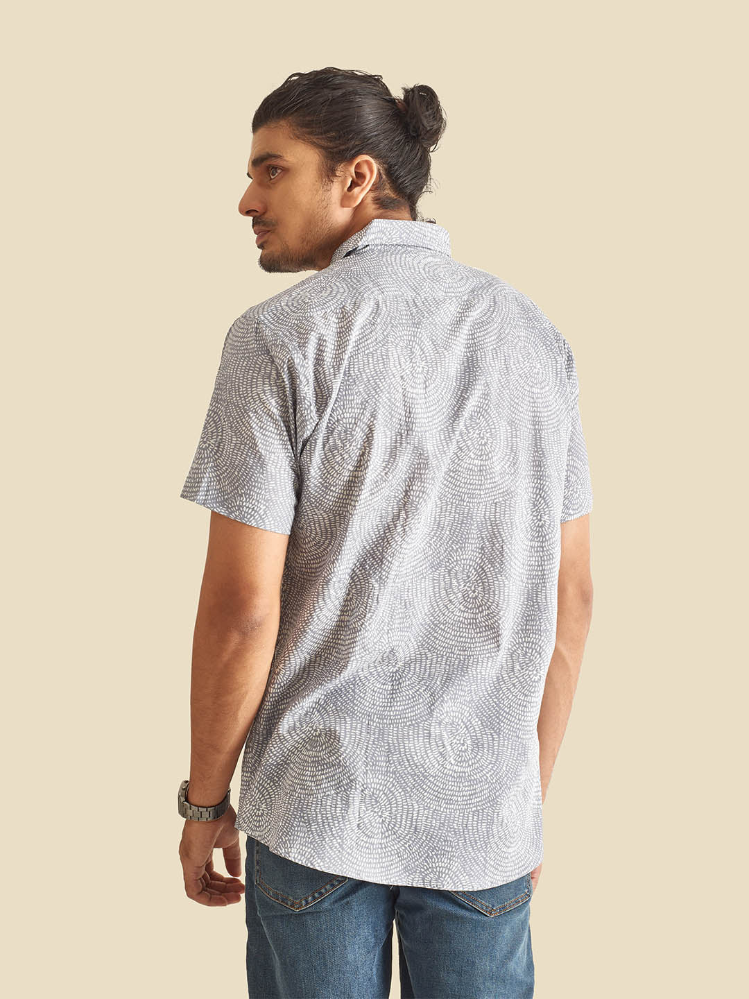 Model facing backwards wearing Grey Abstract Circles Printed Halfsleeves Cotton Shirt by Brand Patrah