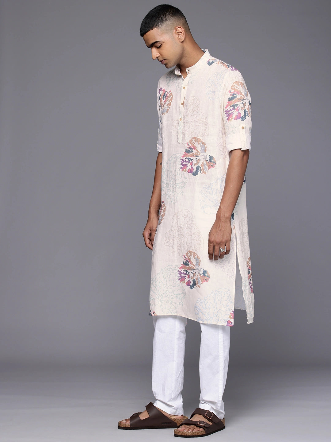 Model Looking sideways wearing White Pure Linen Printed Kurta Kurta by Brand Patrah