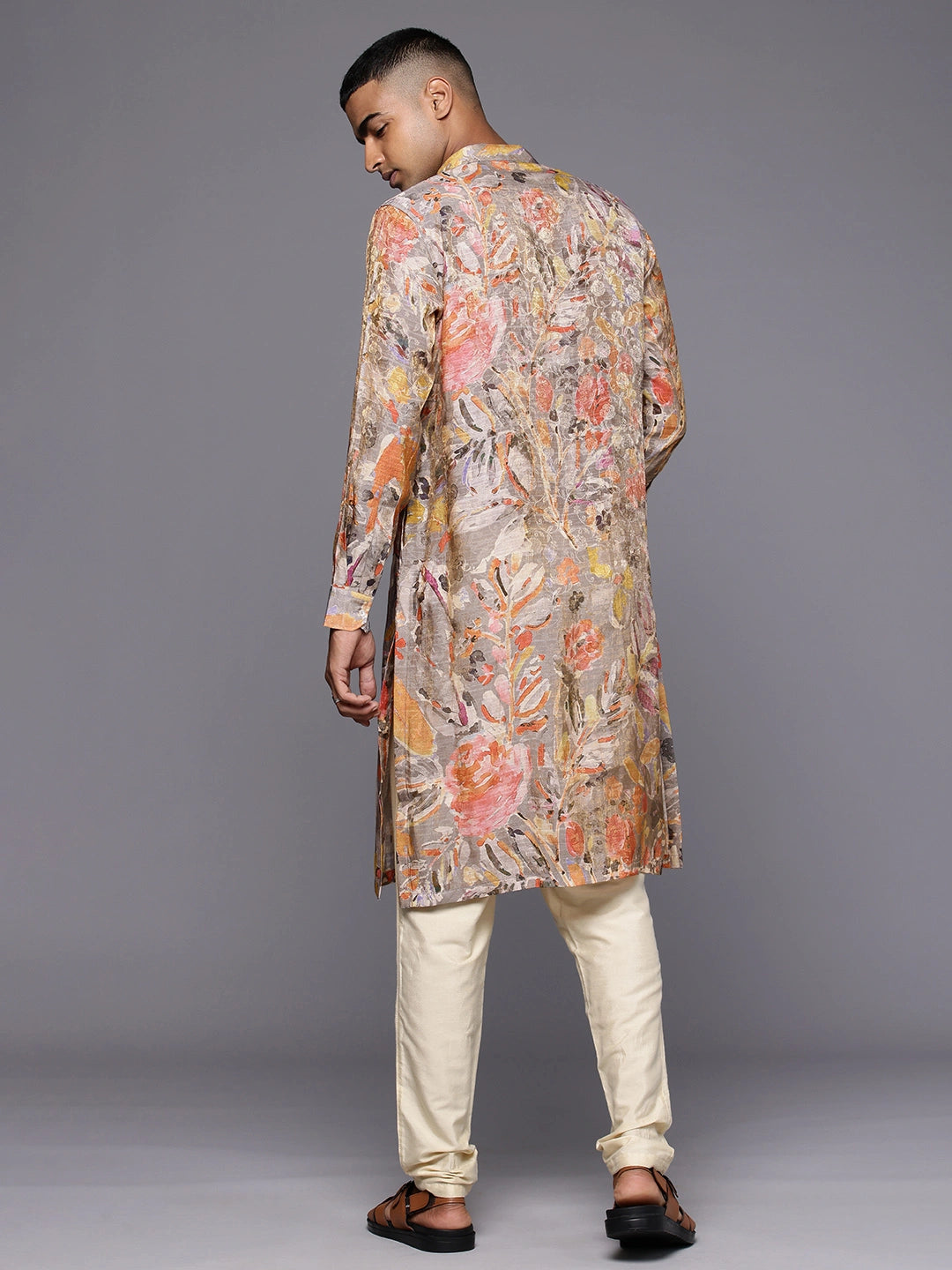Model facing backwards wearing Grey Abstract Floral Print Silk Kurta by Brand Patrah