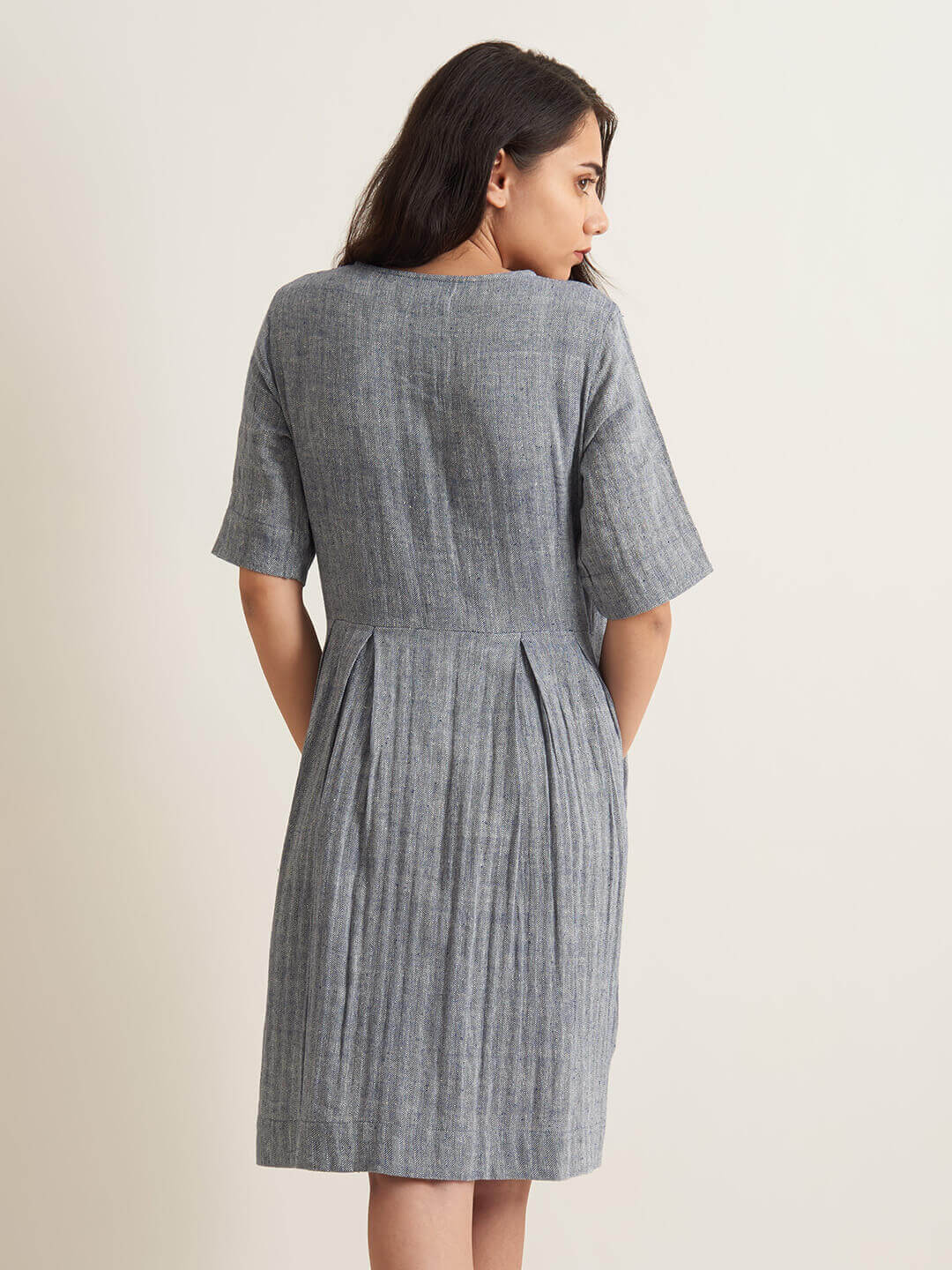 Box pleat shirt dress