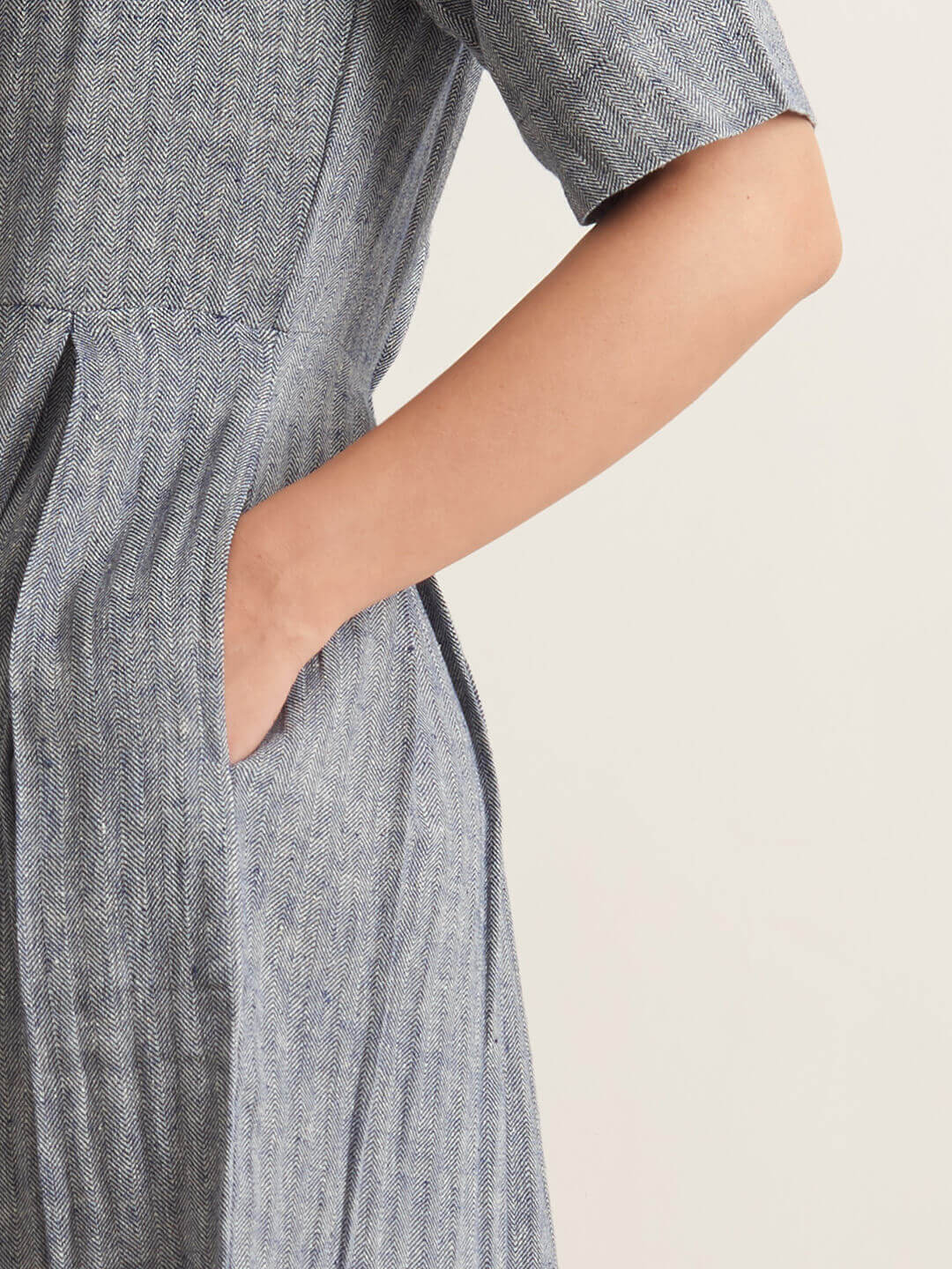 Box pleat shirt dress