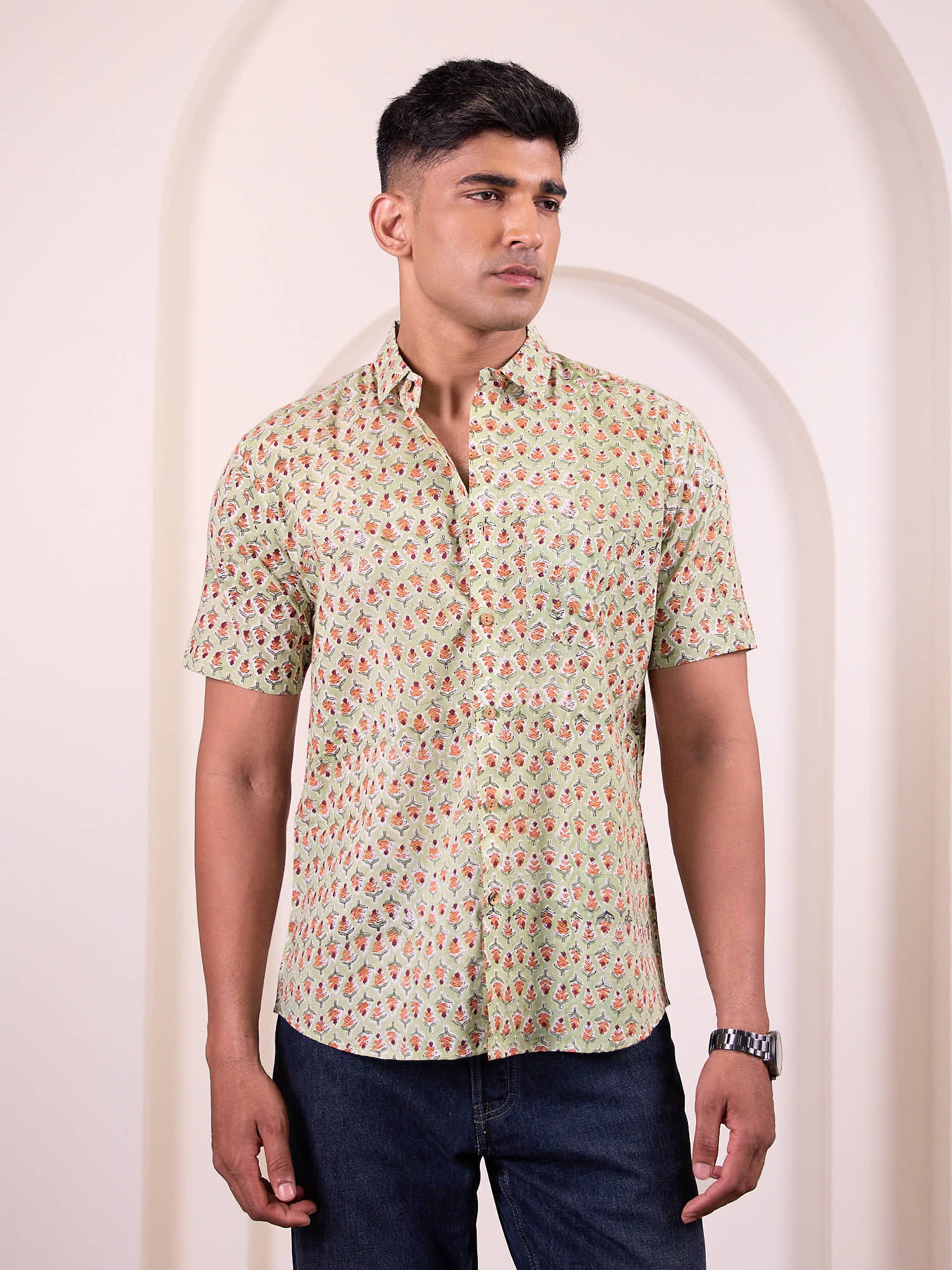 Men’s stylish printed shirt for casual outings